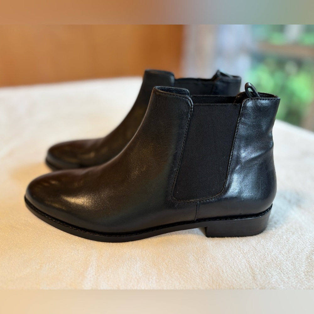 her by Anthony Veer Michelle Chelsea Boot Size 6